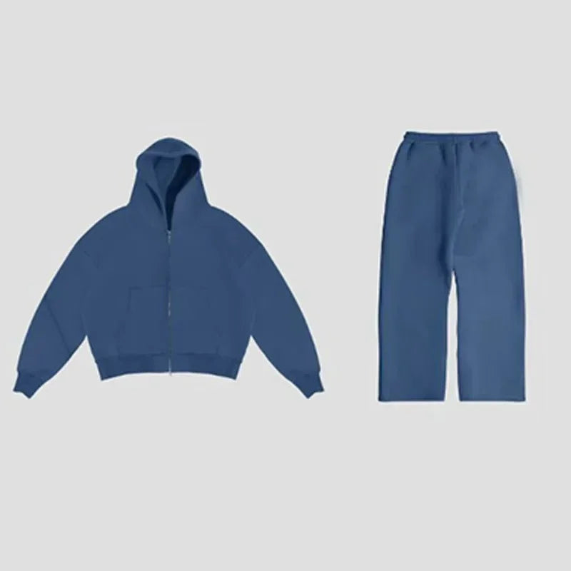 "Ensemble jogging et hoodie"