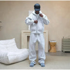 "Ensemble jogging et hoodie"