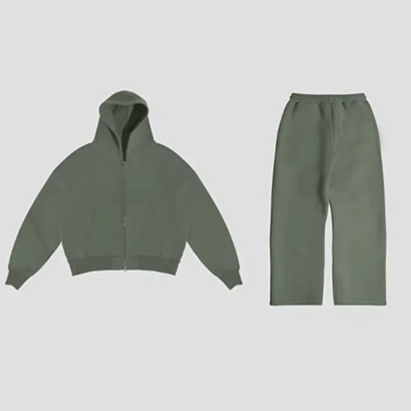 "Ensemble jogging et hoodie"